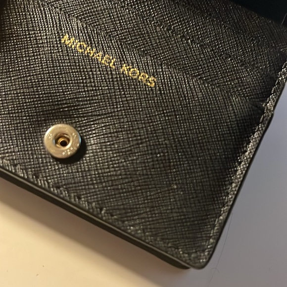 Michael Kors Card Case Wallet, gently used - Picture 2 of 7